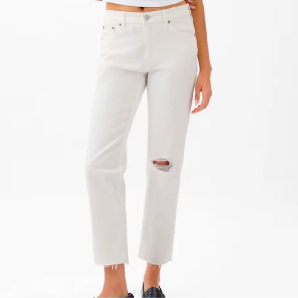 GAP White Distressed Straight-Leg Women’s Jeans
